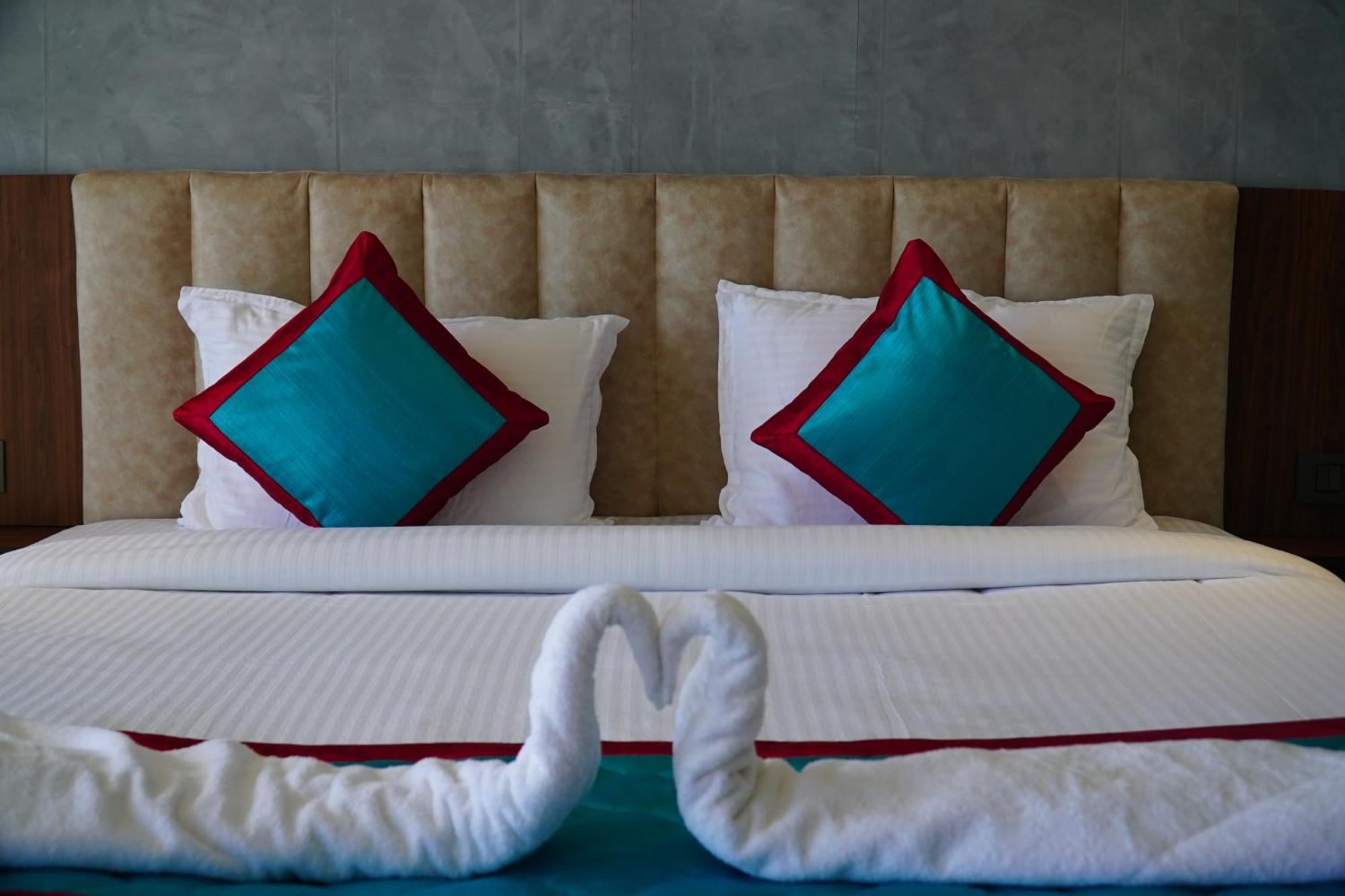 Hotel The Clouds End Devikolam Exterior foto