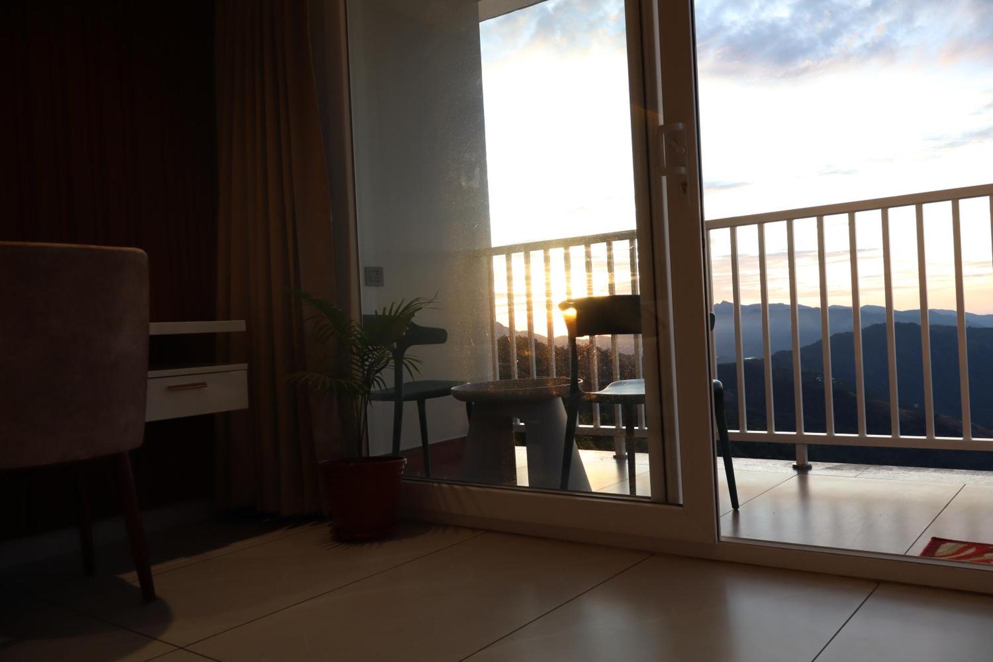 Hotel The Clouds End Devikolam Exterior foto